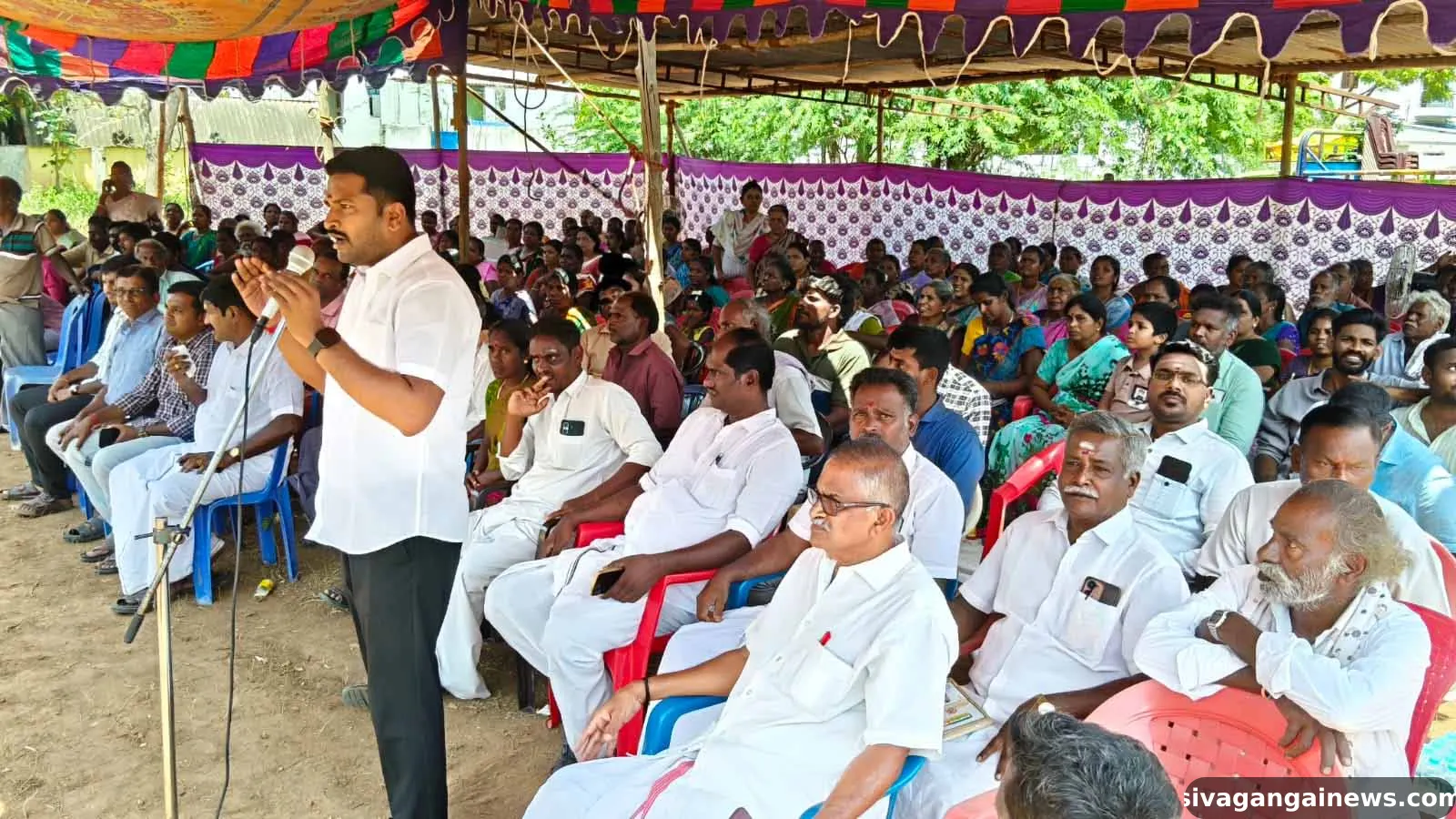 புதுவயல் நடராஜபுரத்தில் கழிவுநீர் சுத்திகரிப்பு நிலையம் அமைக்க எதிர்ப்பு தெரிவித்து காத்திருப்பு போராட்டம்